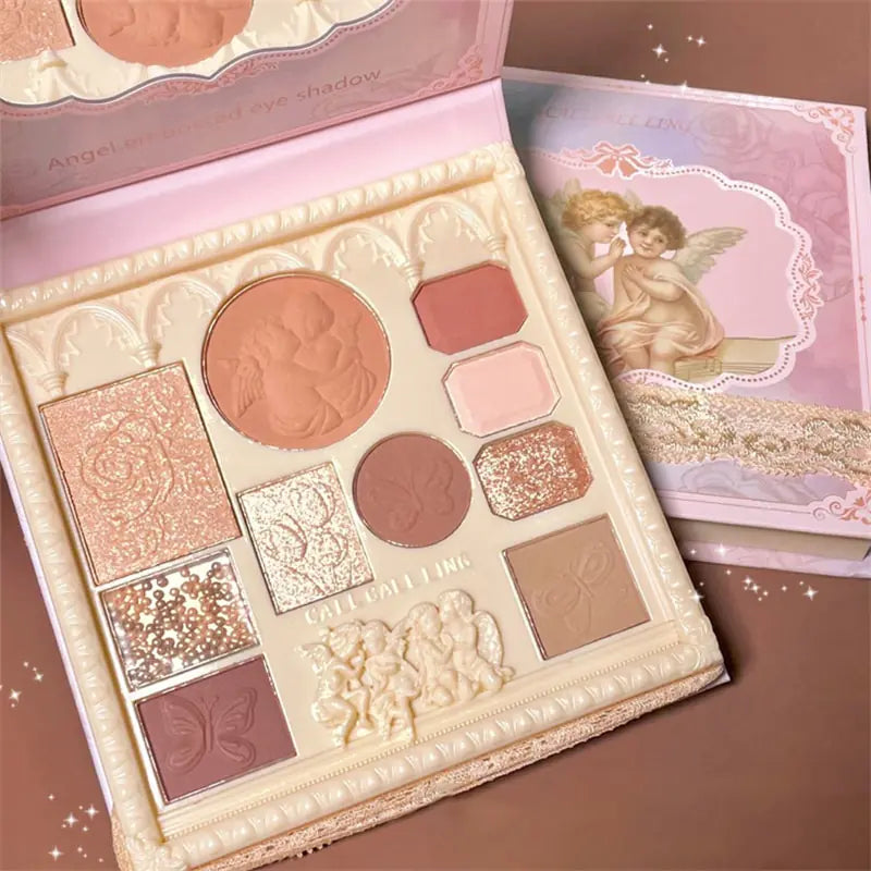10 Colors Eyeshadow Palette with pigmented shades